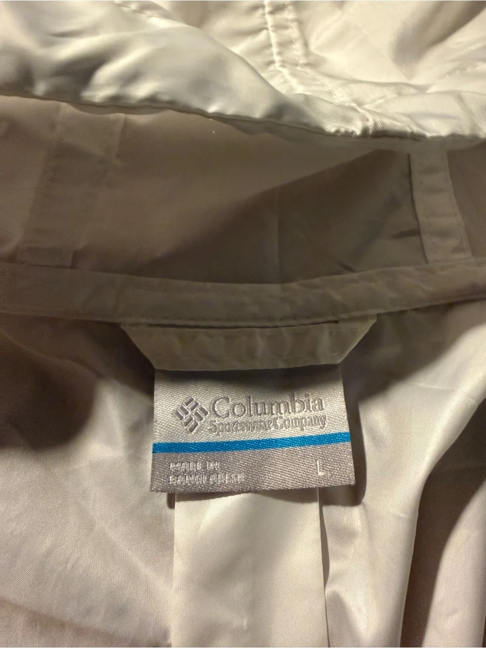 Columbia Two-Tone White and Black Hooded Windbreaker